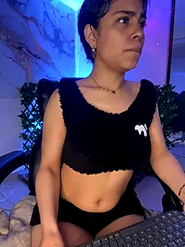 NINA 18 YEARS online show from 21, 11, 2025