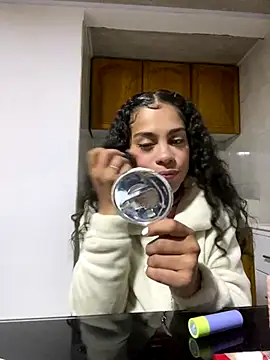 NINA 18 YEARS online show from 28, 10, 2025