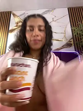 NINA 18 YEARS online show from 22, 10, 2025