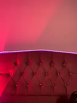 NINA 18 YEARS online show from 6, 10, 2025