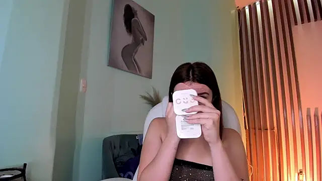 TinaJonnes  online show from 21, 11, 2025