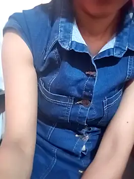 Snapshot of onisha chatting on 4, 11, 2025 onisha online show from 4, 11, 2025