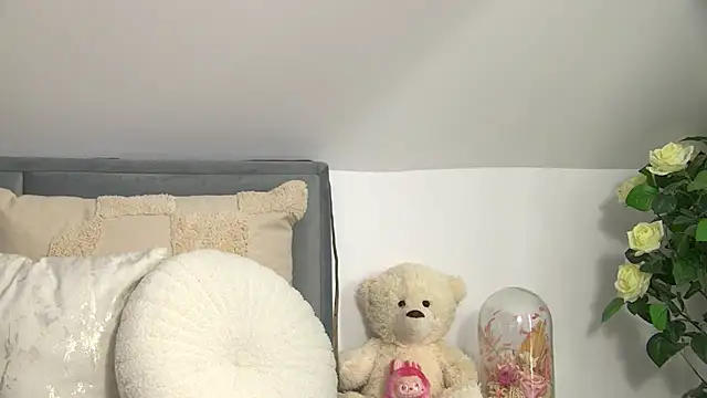 AngeliqueSkye online show from 23, 10, 2025