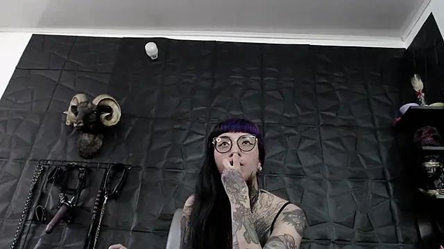 Agata Darkness online show from 17, 7, 2026