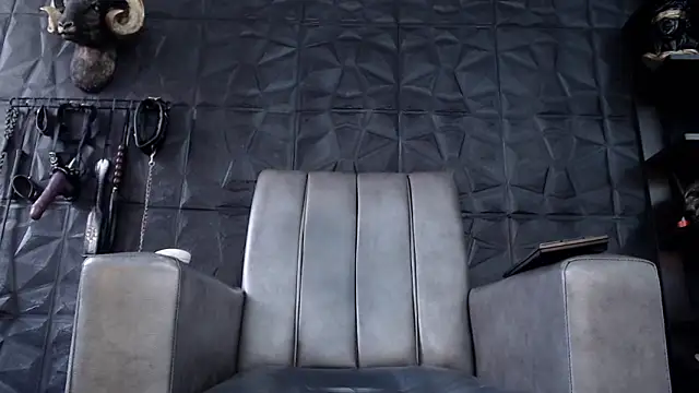 Agata Darkness online show from 28, 11, 2025