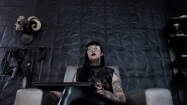 Snapshot of Agata_Darkness chatting on 21, 12, 2025 Agata Darkness online show from 21, 12, 2025