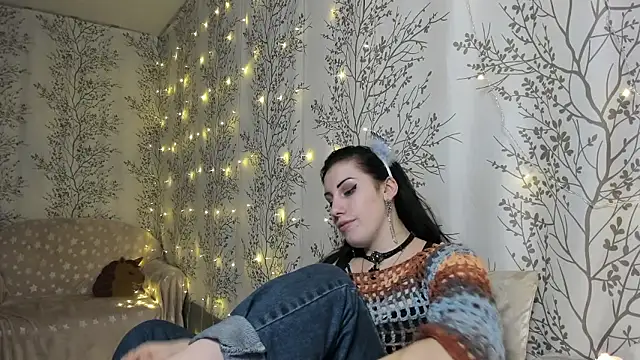 Mary0Lou online show from 4, 12, 2024