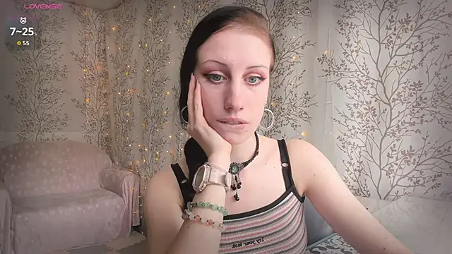 Snapshot of Mary0Lou chatting on 17, 5, 2026 Mary0Lou online show from 17, 5, 2026