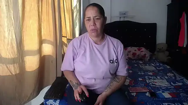 merryymaturee  online show from 15, 10, 2025