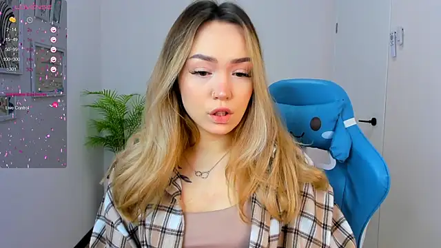 Evia r0se online show from 8, 1, 2025