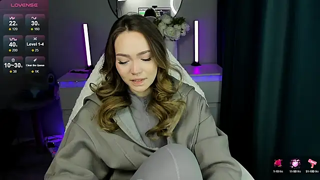 Evia r0se online show from 9, 9, 2025