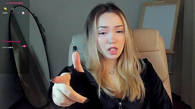 Evia r0se online show from 17, 1, 2025