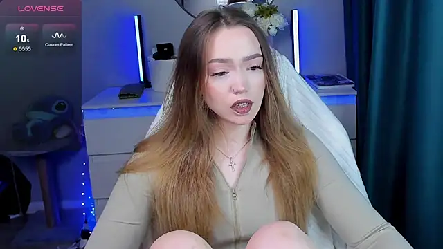 Evia r0se online show from 24, 10, 2025