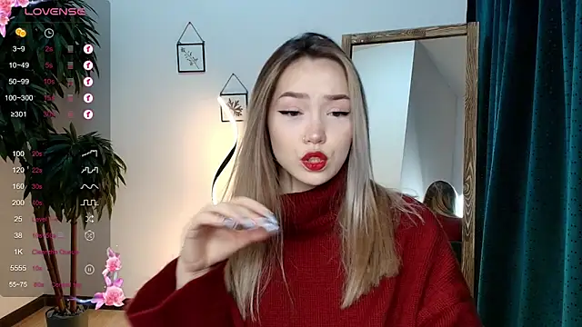 Evia r0se online show from 5, 12, 2024