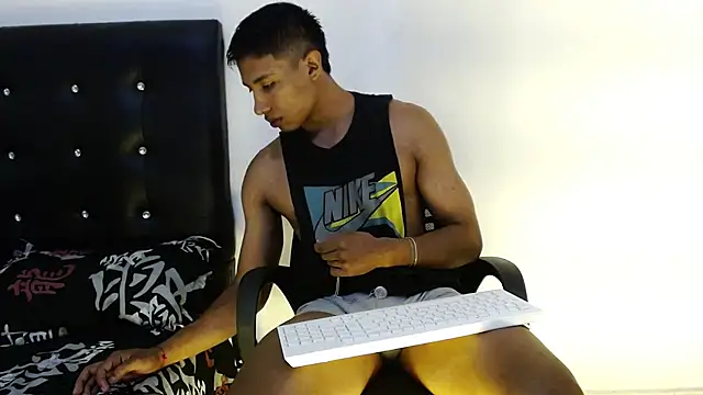 JacksonCooper1 online show from 24, 1, 2025