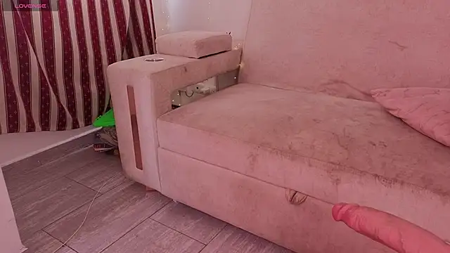 amy nicolee online show from 19, 3, 2026