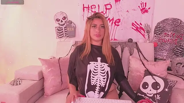 amy nicolee online show from 29, 10, 2025