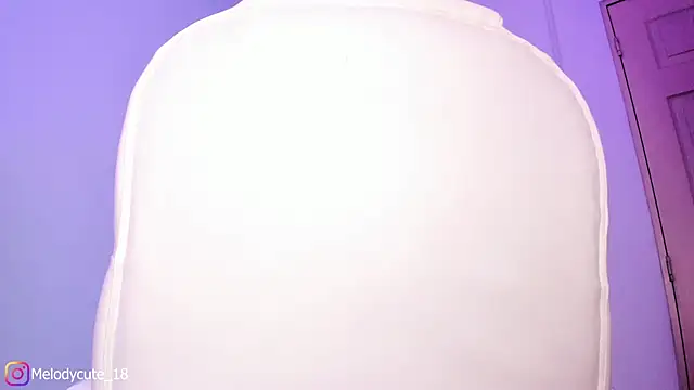 melody cute  online show from 28, 2, 2025