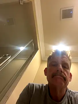 Snapshot of Firedad72FD chatting on 1, 10, 2025 Firedad72FD online show from 1, 10, 2025