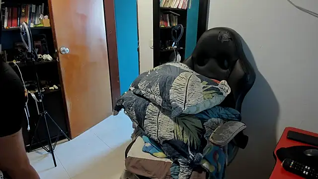 peanut tangerine online show from 9, 9, 2025