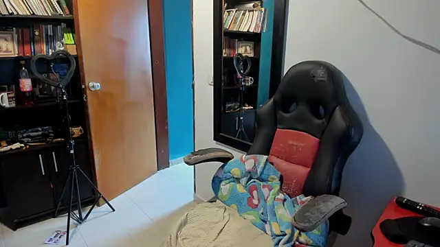 peanut tangerine online show from 15, 9, 2025