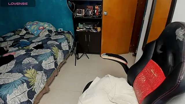 peanut tangerine online show from 20, 9, 2025