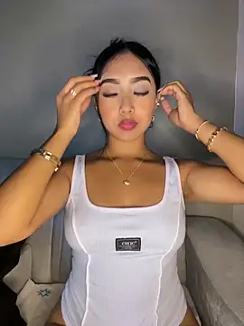 Snapshot of SOPHIACANDY19_ chatting on 5, 3, 2025 SOPHIACANDY19 online show from 5, 3, 2025