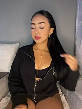 Snapshot of SOPHIACANDY19_ chatting on 5, 3, 2025 SOPHIACANDY19 online show from 5, 3, 2025