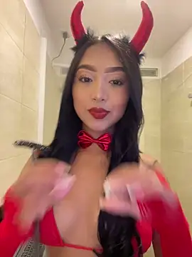 Snapshot of SOPHIACANDY19_ chatting on 31, 10, 2025 SOPHIACANDY19 online show from 31, 10, 2025