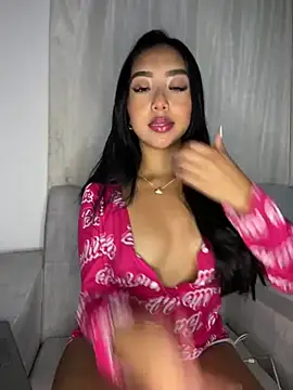 Snapshot of SOPHIACANDY19_ chatting on 24, 2, 2025 SOPHIACANDY19 online show from 24, 2, 2025