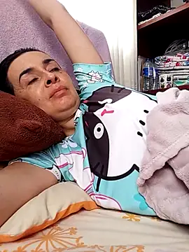 Samantha Sullivan  online show from 29, 9, 2025