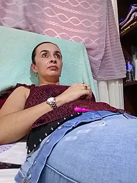 Samantha Sullivan  online show from 4, 3, 2026