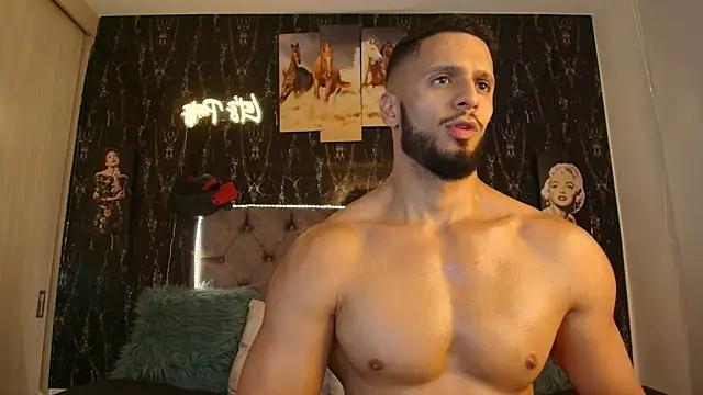 Cutetitslatin online show from 3, 10, 2025