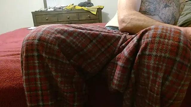 overaveragefreak4you online show from 20, 2, 2025