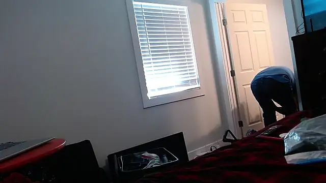 overaveragefreak4you online show from 7, 3, 2025