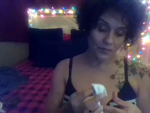 lachulalarubie online show from 13, 1, 2025