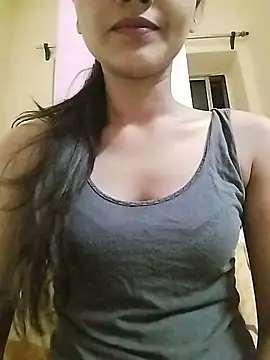 MISSQUEEN48 online show from 14, 5, 2026