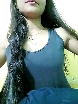 MISSQUEEN48 online show from 14, 2, 2025