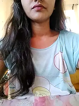 MISSQUEEN48 online show from 13, 3, 2026