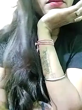 MISSQUEEN48 online show from 12, 1, 2025