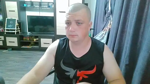 Snapshot of gamblingbum chatting on 8, 6, 2026 gamblingbum online show from 8, 6, 2026