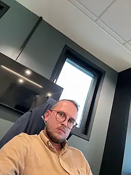 thehornyguy97 online show from 23, 4, 2026