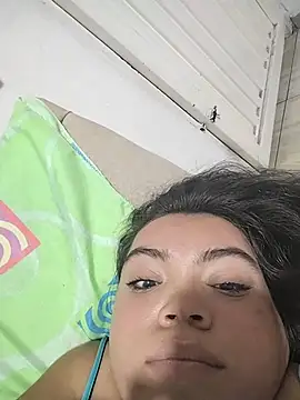 Michelle Brooks online show from 14, 11, 2025