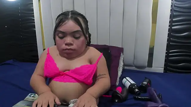 Michelle Brooks online show from 4, 2, 2025