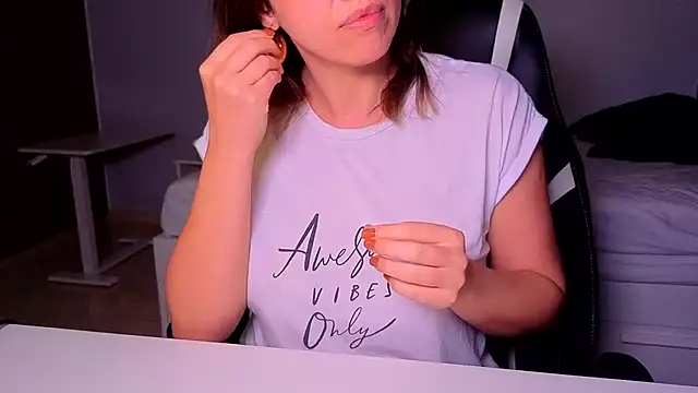 Akasha 007 online show from 30, 10, 2025