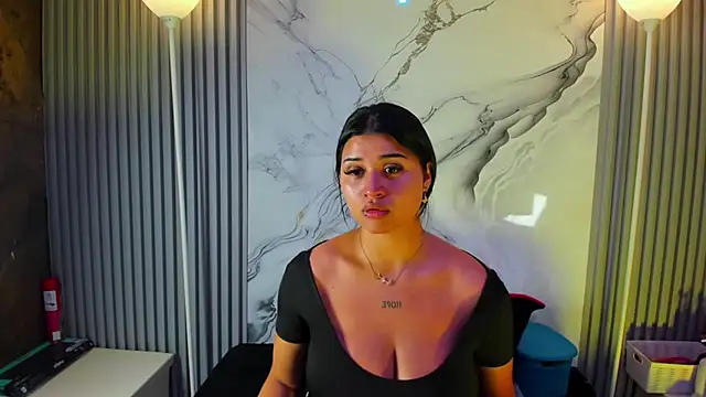 venusowen  online show from 20, 6, 2026