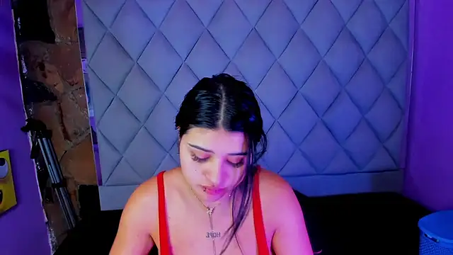 venusowen  online show from 14, 9, 2025