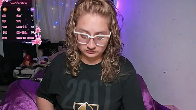 AnnieBigBoobs online show from 25, 1, 2025