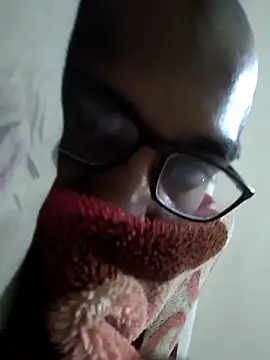 Tomato boy online show from 5, 2, 2025