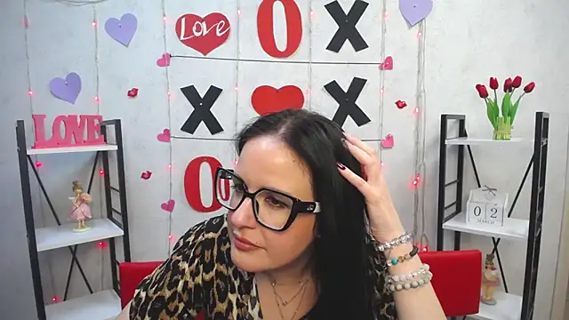 TayaBoret online show from 2, 3, 2025